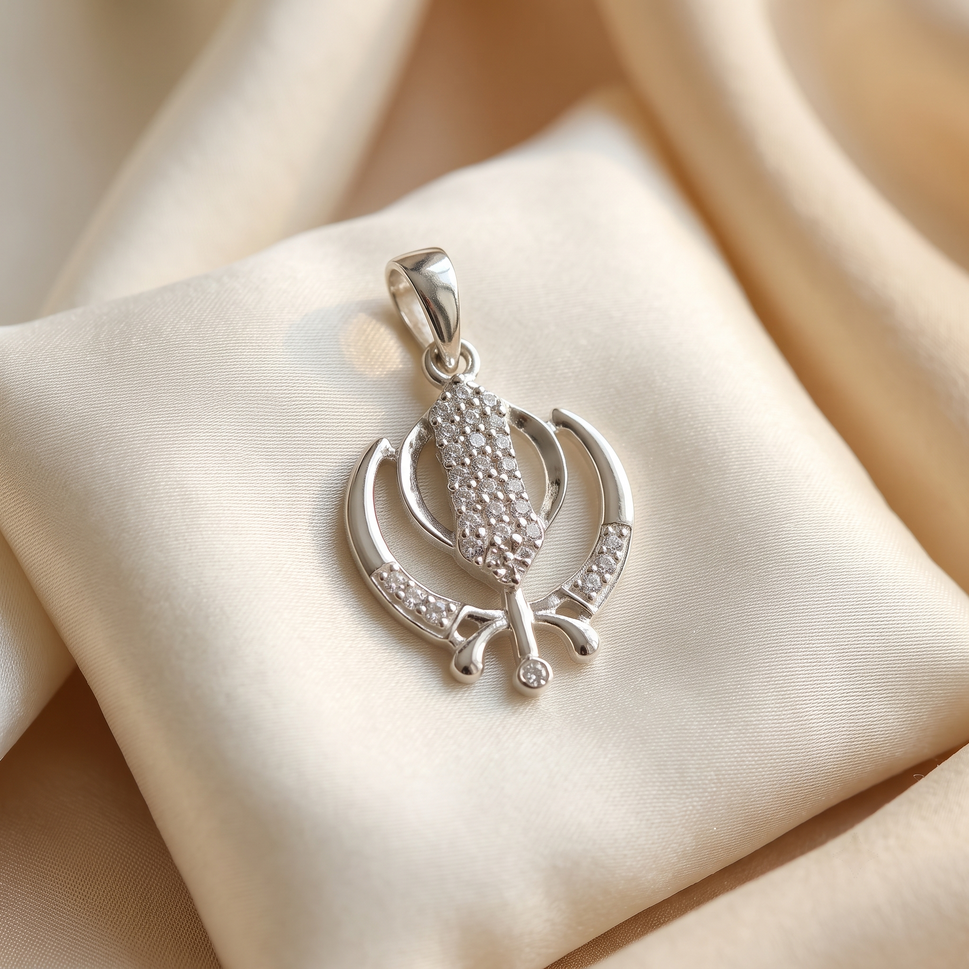 925 silver Romantic Pendant Necklace Gift for Girlfriend by Silvme, well suited as a birthday gift for women