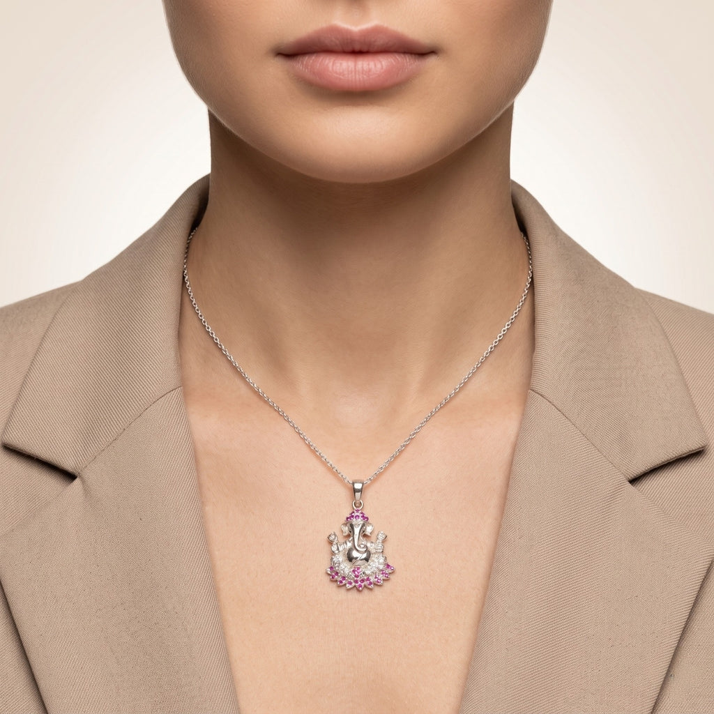 A giftable 925 sterling silver – the Silvme Contemporary Pendant Necklace Modern, refined silver accessory