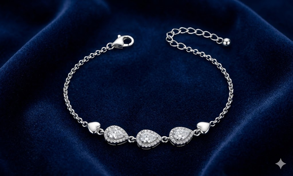 Silvme Heart Charm CZ Bracelet in 925 sterling silver with cubic zirconia, jewellery for women