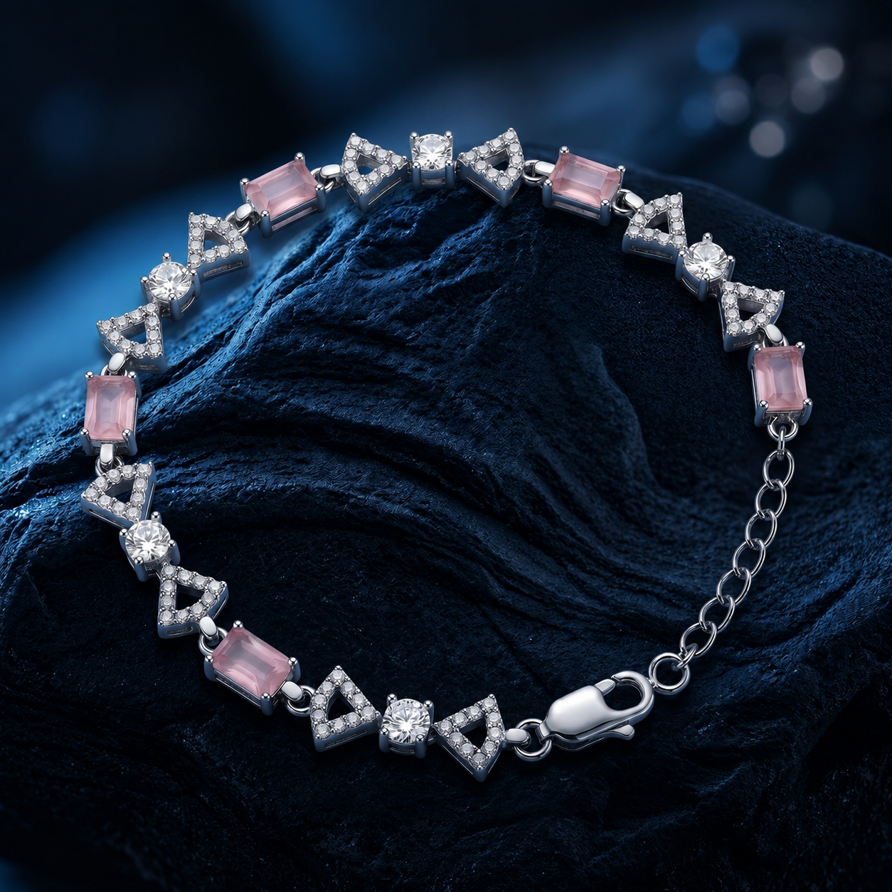 Smooth polished silver surface of the Silvme Four Leaf Clover Bracelet, premium 925 silver