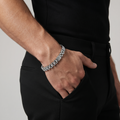 Lobster clasp and end links on the Silvme engraved panel link bracelet