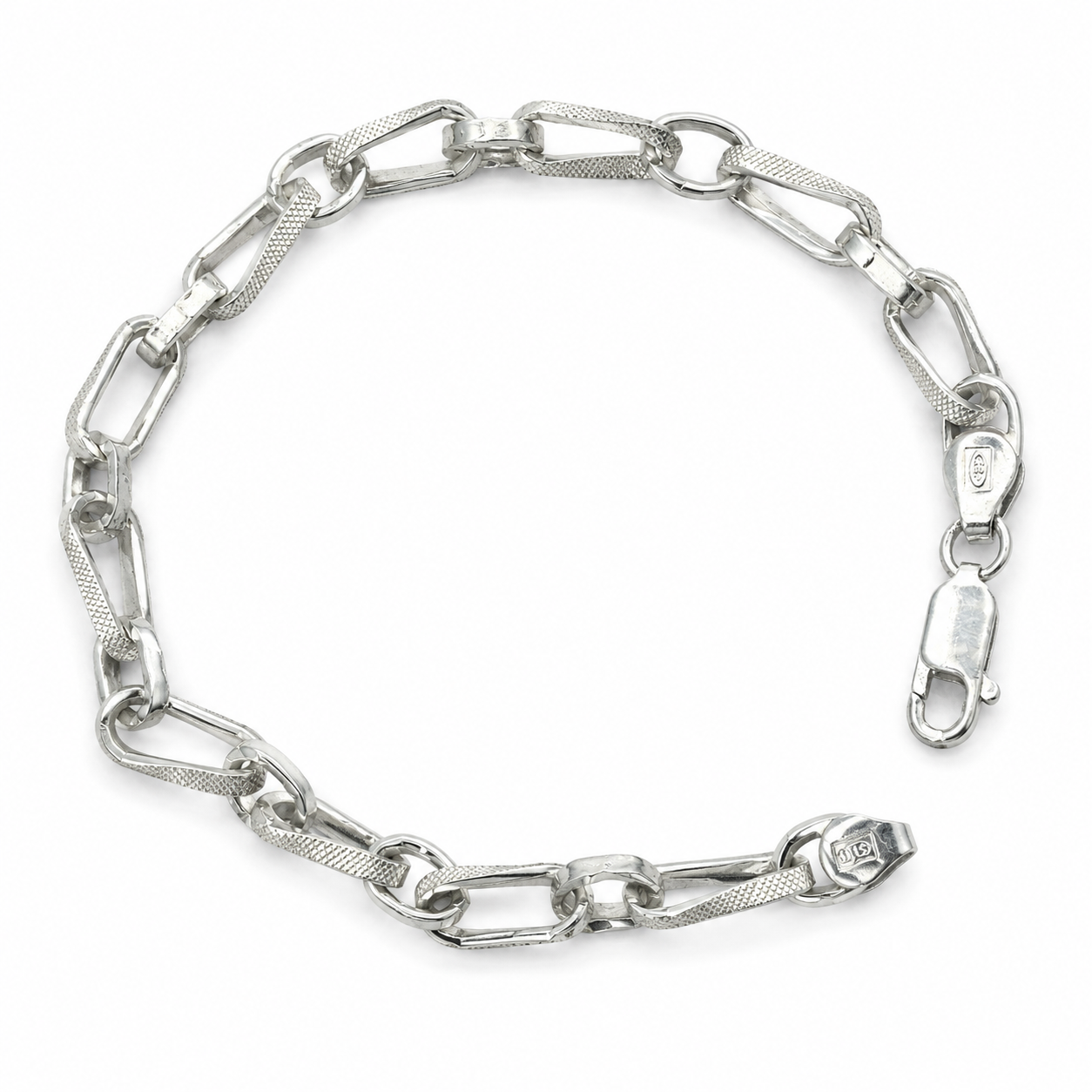 Silvme 925 sterling silver textured paperclip link bracelet for men shaped into an oval on a white background