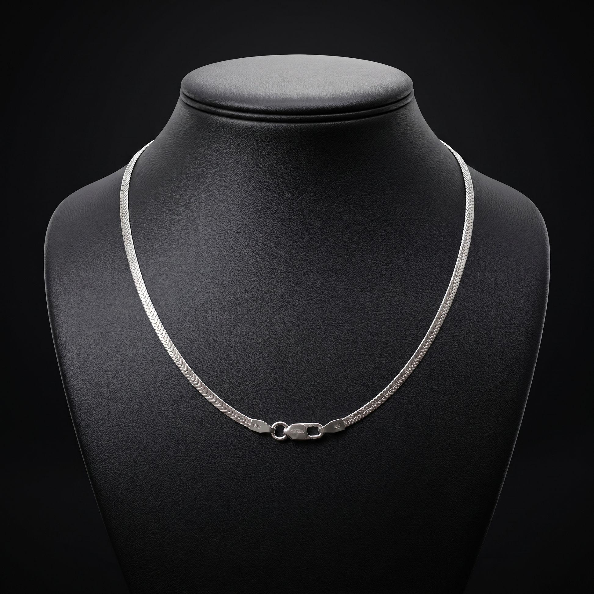 925 silver chain for women and men from Silvme, around 4.6 g on the scale, sterling silver throughout