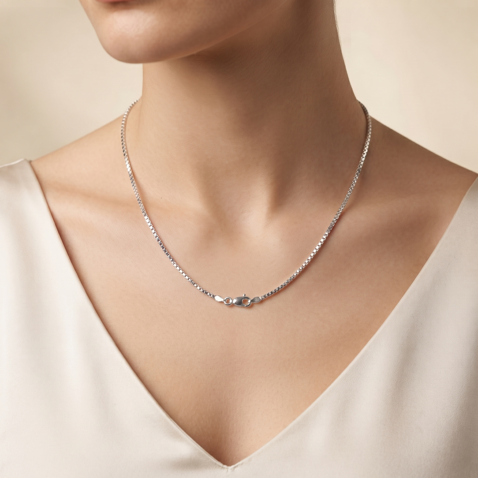 925 silver box link chain for women and men from Silvme, around 6.09 g on the scale