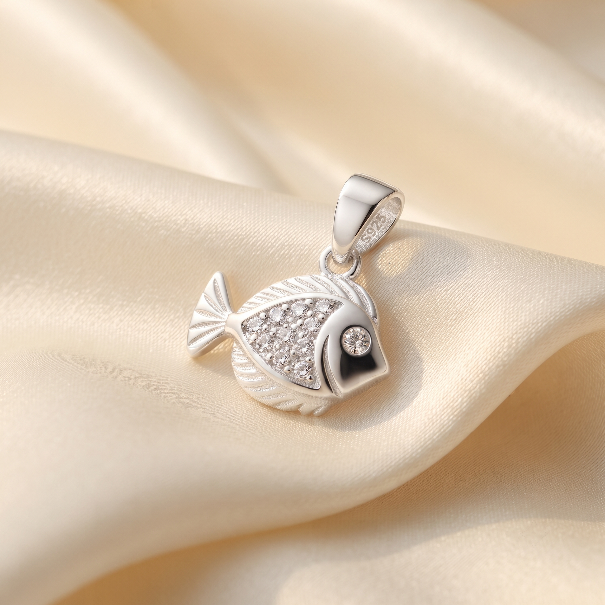 Silvme Serene Pendant Necklace Peace Meditation Gift showcasing its serene pendant design in 925 silver