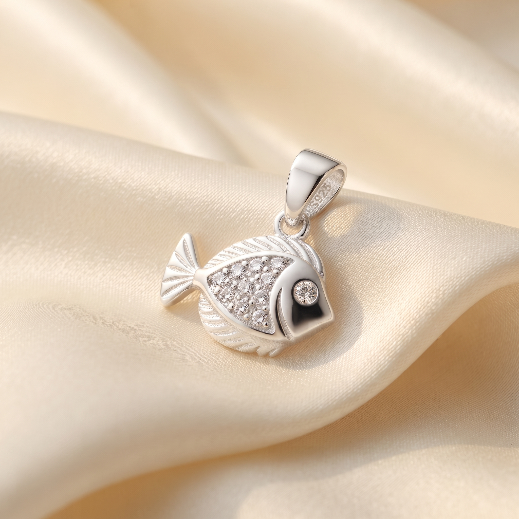 Silvme Serene Pendant Necklace Peace Meditation Gift showcasing its serene pendant design in 925 silver