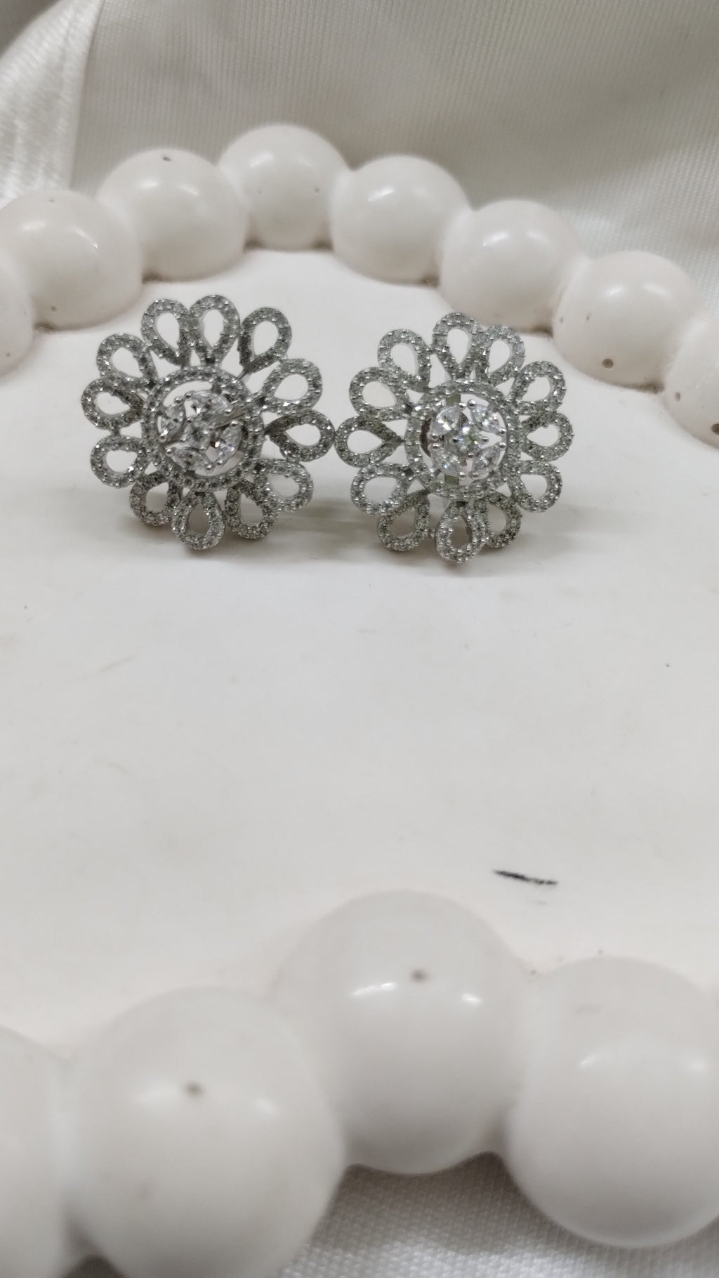 Silvme Pure 925 Sterling Silver Petal Lattice CZ Solitaire Round Stud Earrings — View 6