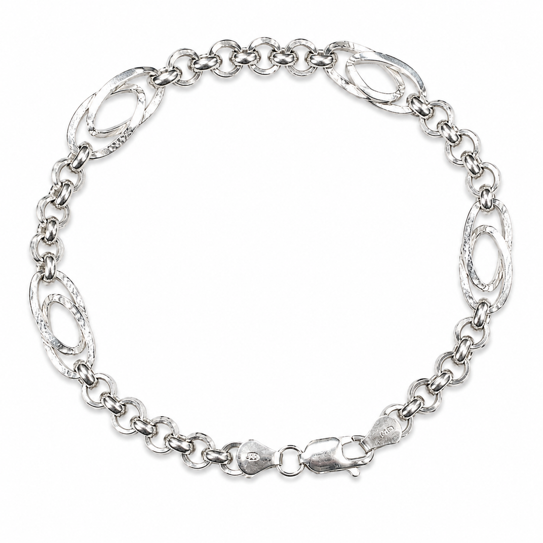 Silvme 925 sterling silver oval station rolo bracelet for men shaped into an oval on a white background