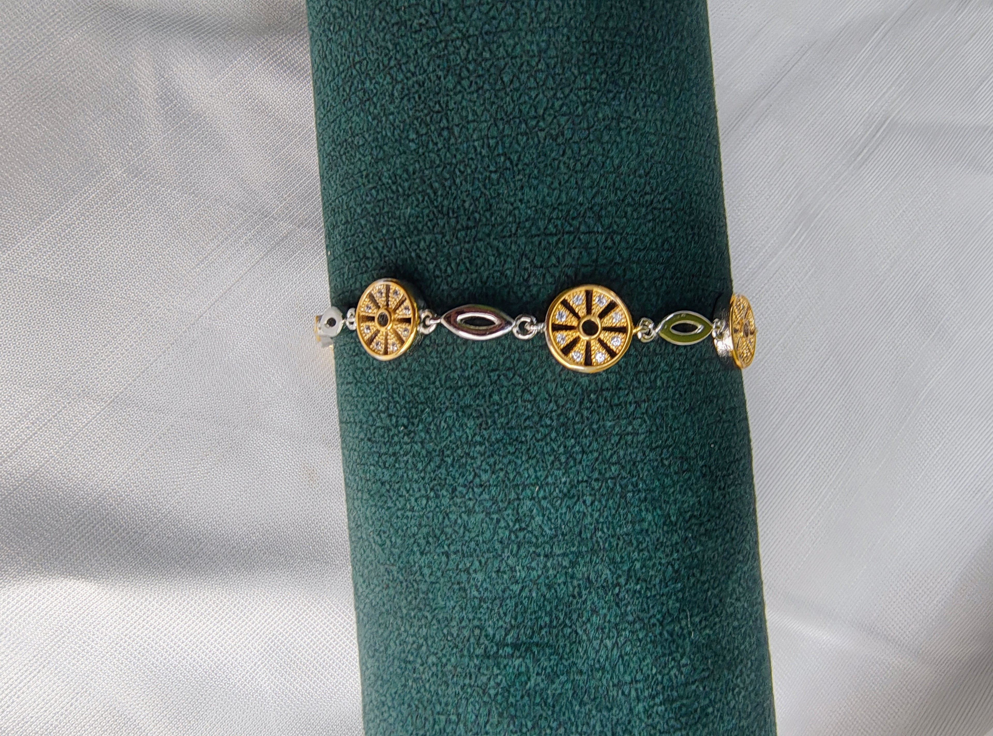 Horseshoe 925 silver bracelet front view