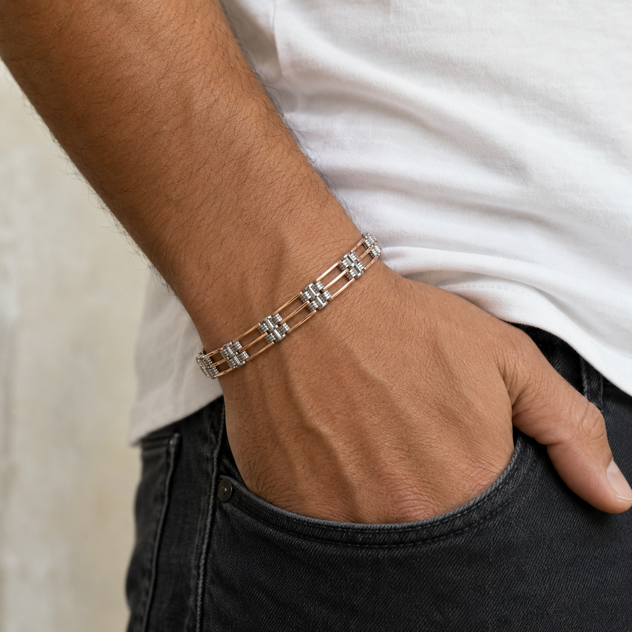 Link pattern and surface detail across the rose gold-tone panel bracelet by Silvme