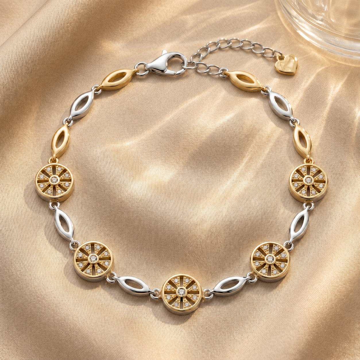 Silvme Horseshoe Bracelet in 925 silver – Lucky Charm Good Fortune Silver Bracelet, a graceful gift for her