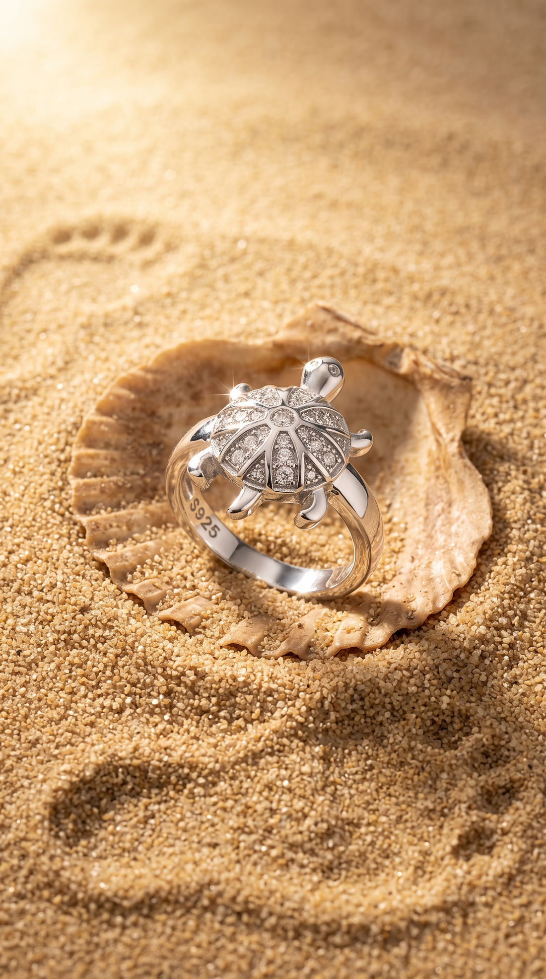 Silvme sunburst turtle 925 sterling silver ring for women with sunburst-lined shell with a stone-set centre