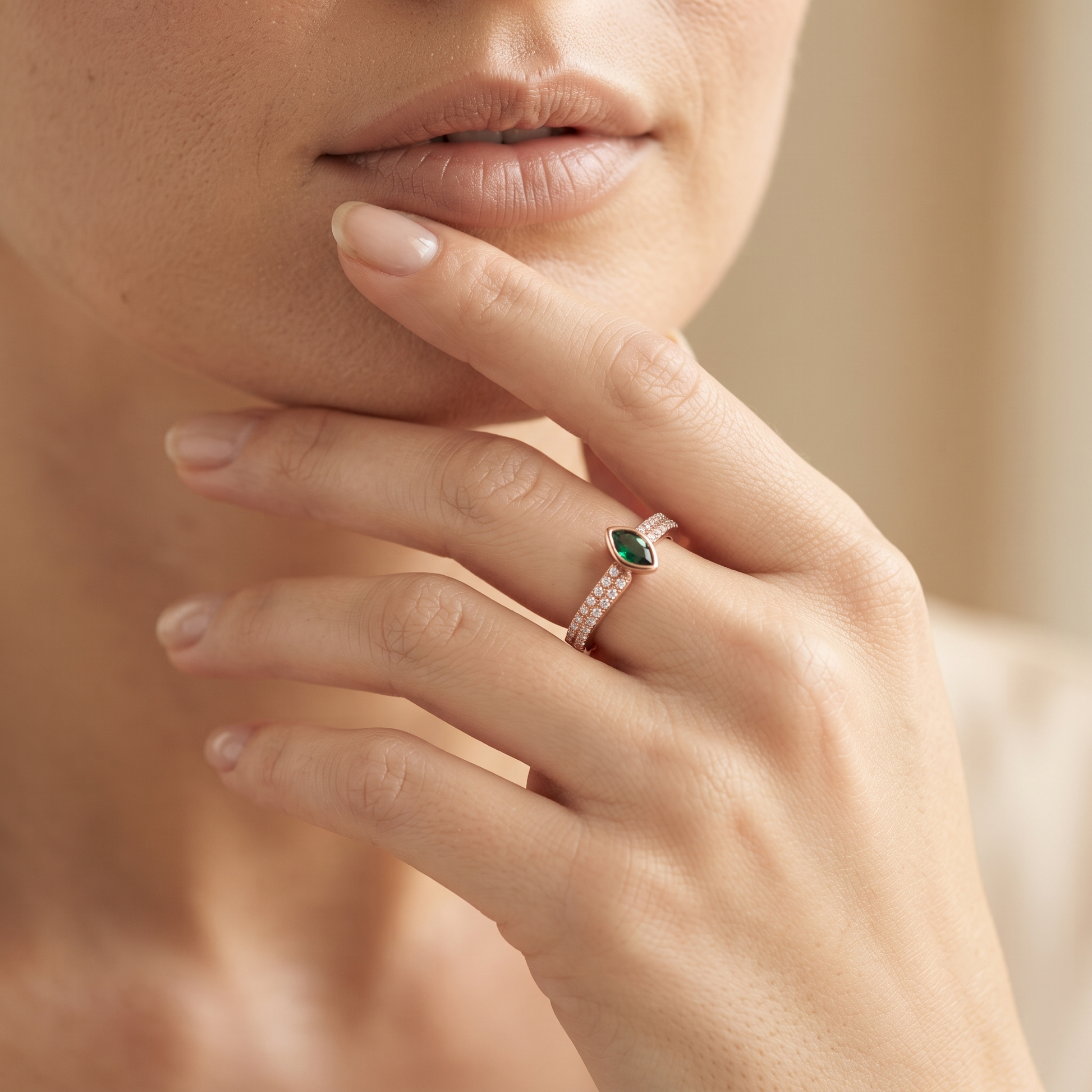 Silvme Starburst Floral Bloom 925 sterling silver ring for women — studio detail shot