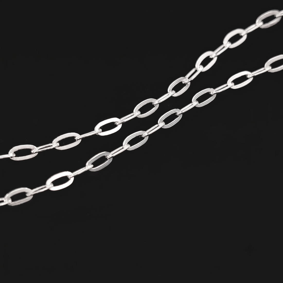 Sterling silver chain by Silvme, made for women and men, close to 6 g in weight, sterling silver throughout