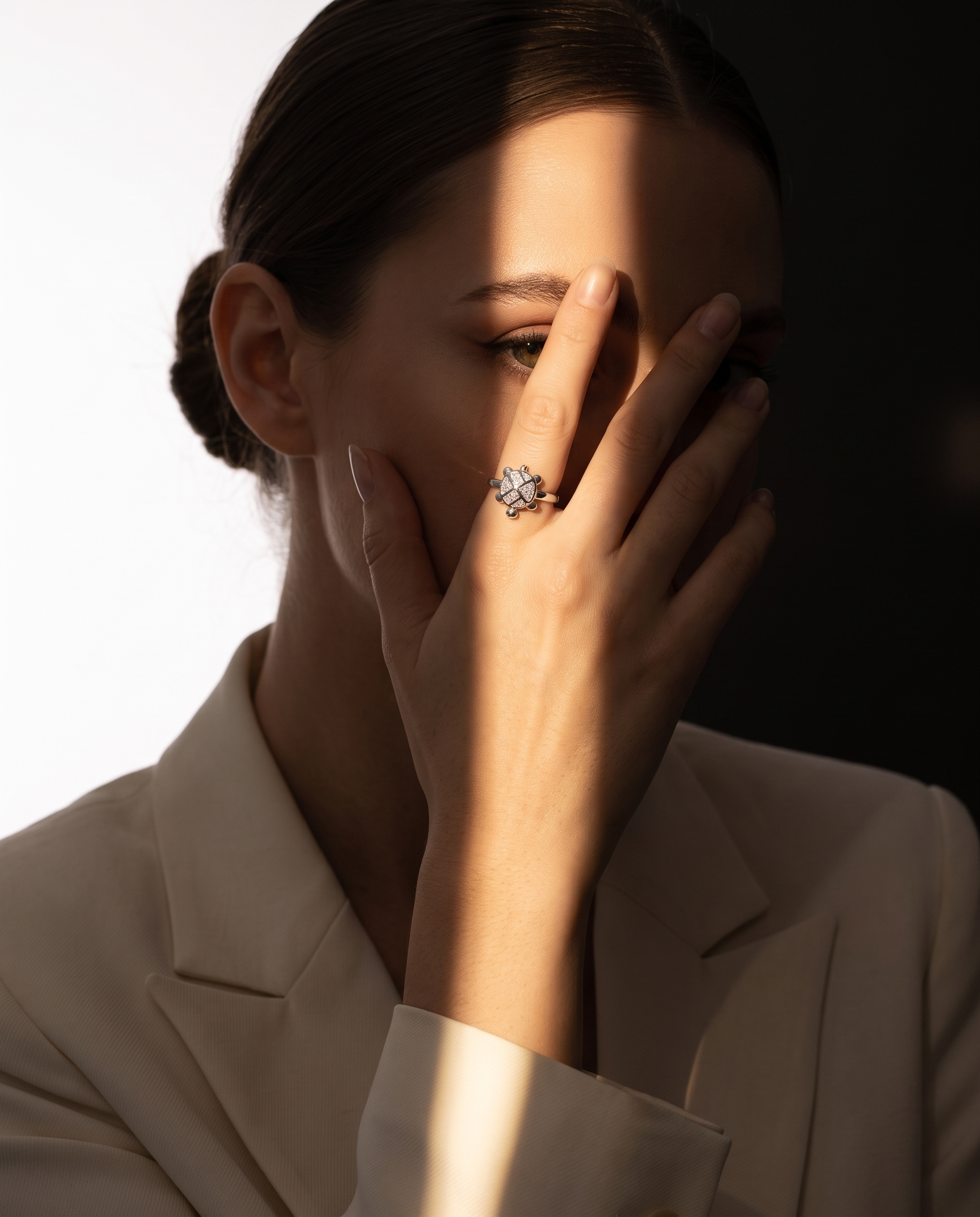Silvme clover shell turtle silver ring for women worn layered with slim silver stacking rings on the hand