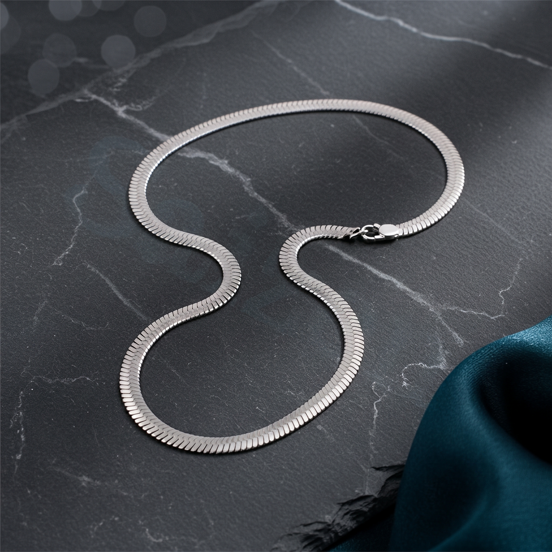 925 silver chain for women and men from Silvme, around 7.55 g on the scale, sterling silver throughout
