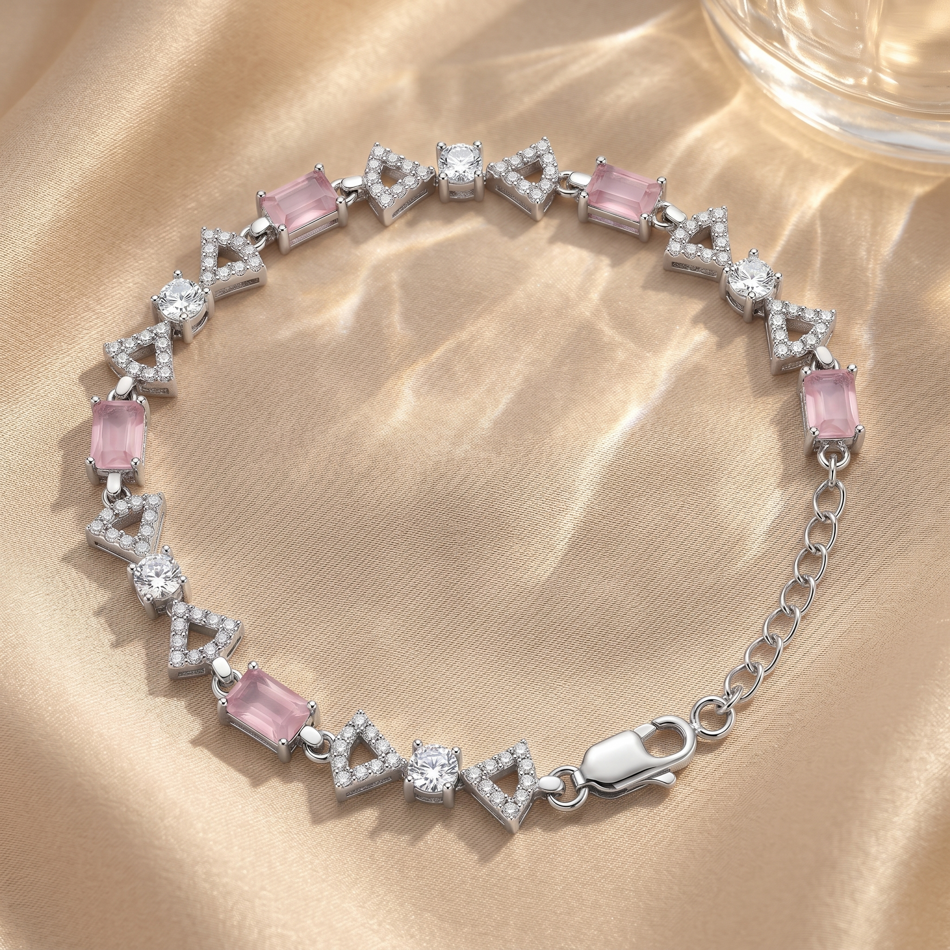 925 silver Four Leaf Clover Bracelet by Silvme, well suited as an anniversary gift for women