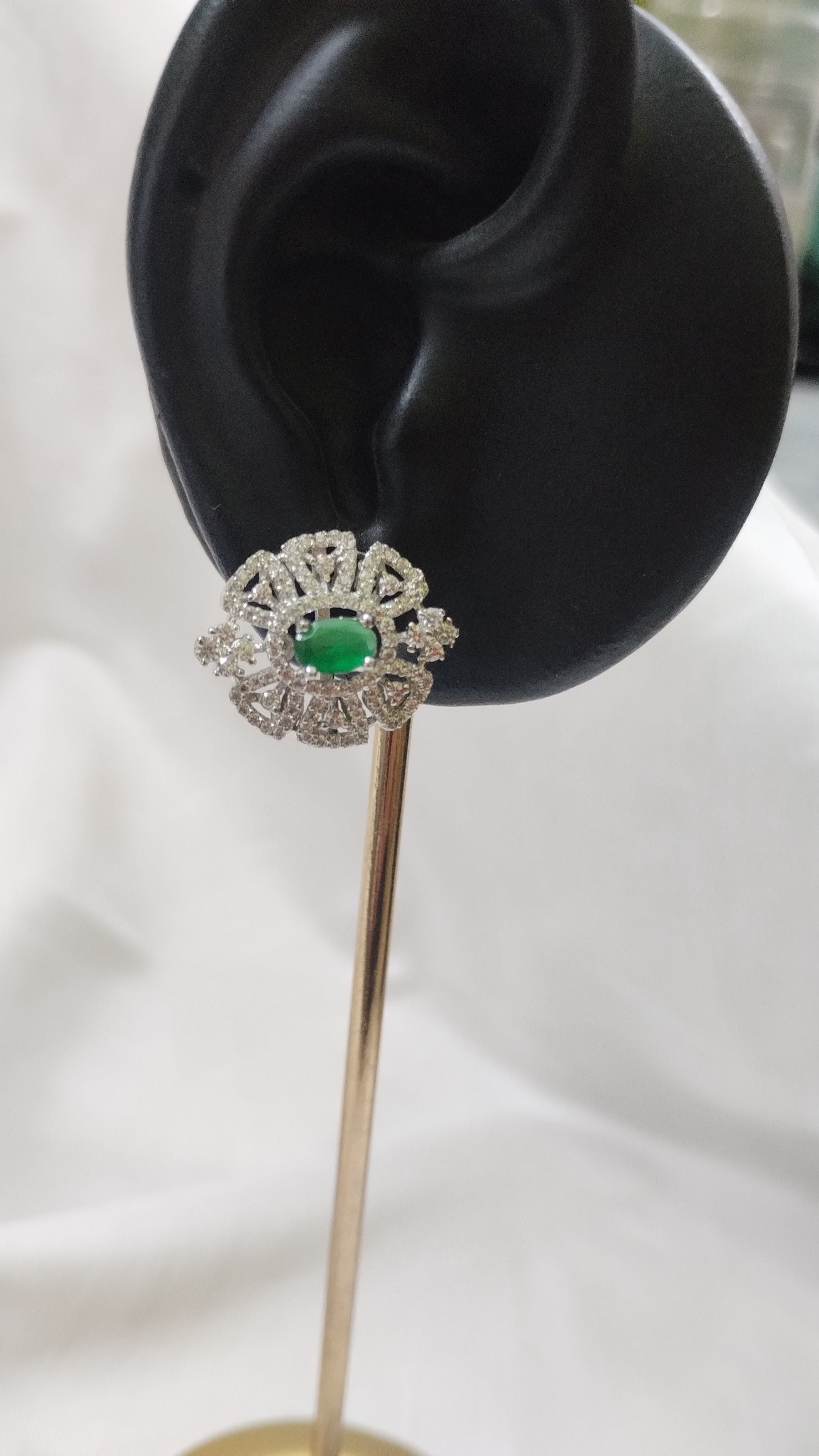 Silvme Pure 925 Sterling Silver Emerald Green Bold Round CZ Stud Earrings — View 2