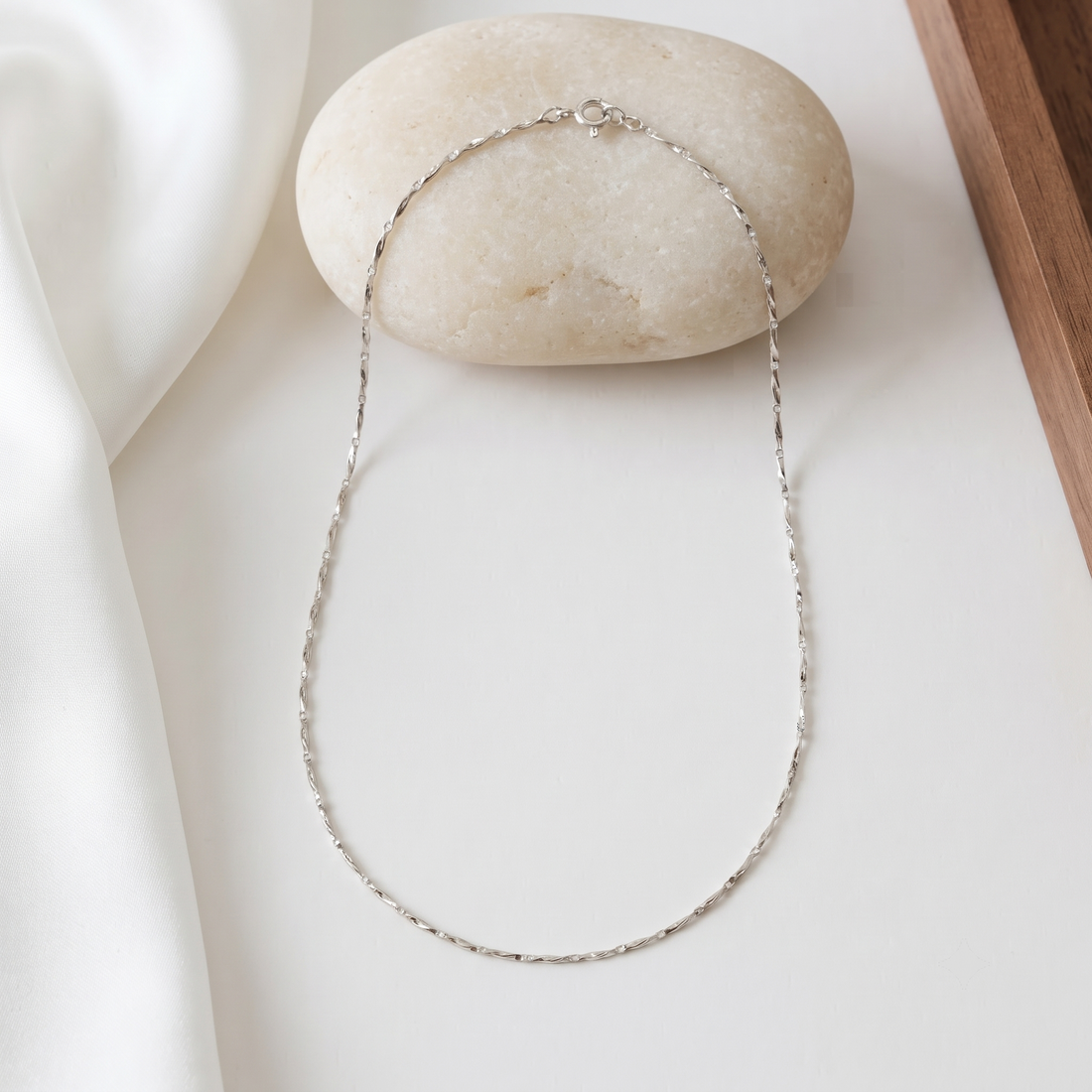 Silvme rhodium-plated chain in solid 925 sterling silver, approx. 2.11 g, sterling clasp and findings