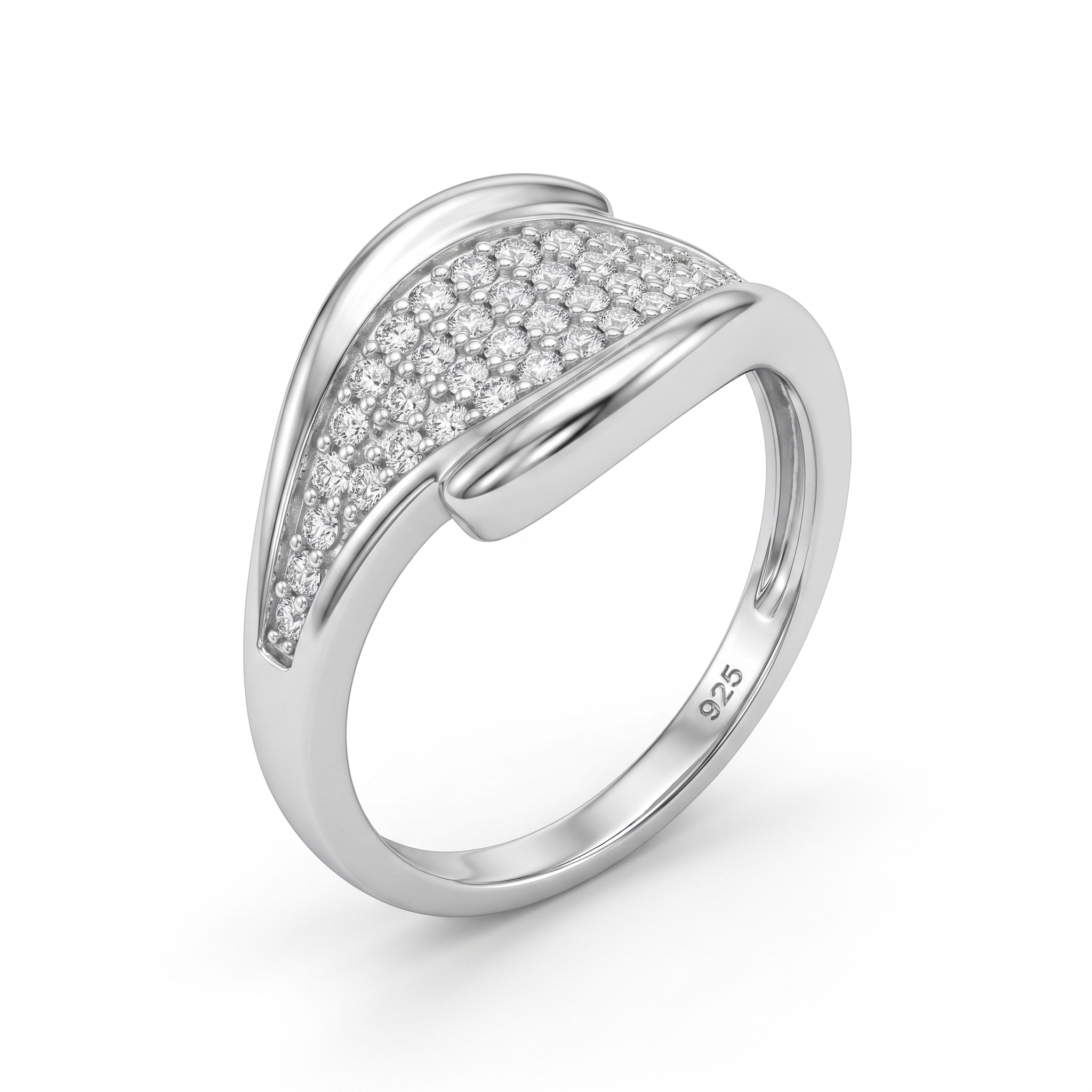 Detailed crossover band styling on the Silvme Crossover Band Ring in polished 925 sterling silver