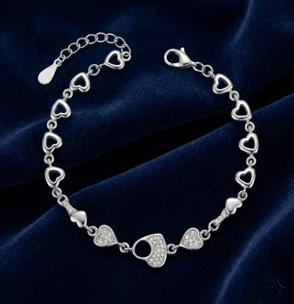 Silvme Heart Charm Bracelet featuring 925 sterling silver 925 purity, 925 silver jewellery, timeless everyday elegance