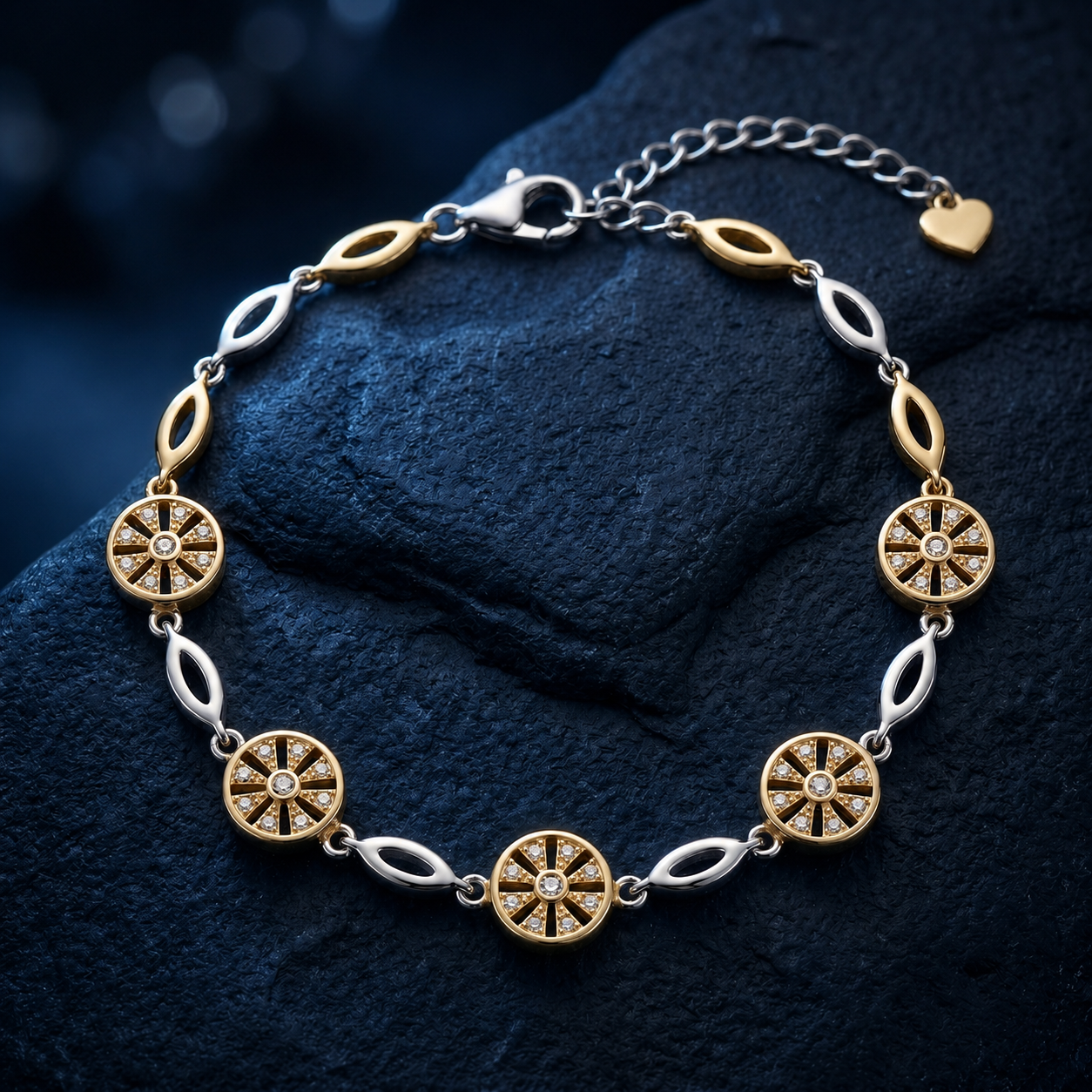 Silvme Horseshoe Bracelet featuring 925 sterling silver 925 purity, 925 silver jewellery, premium silver jewellery