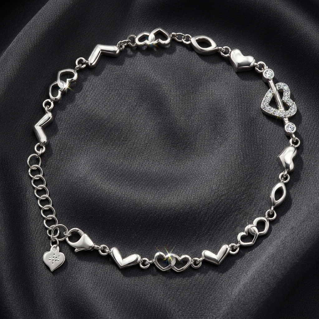 Silvme Heart Bracelet in 925 sterling silver, jewellery for women, refined silver accessory