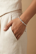 Love Heart Charm Silver Bracelet – the Silvme Heart Bracelet in 925 silver for women, refined silver accessory