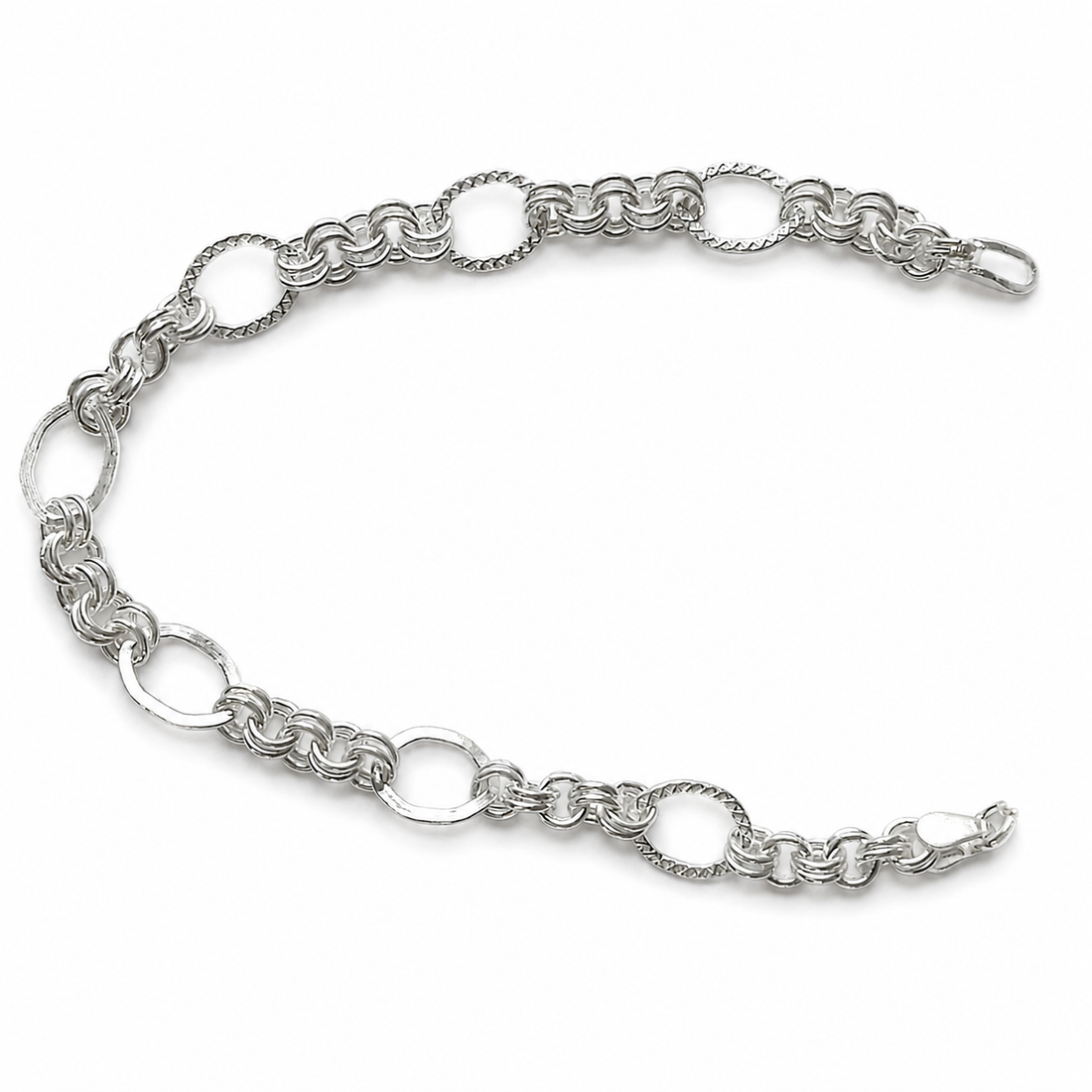 Silvme 925 sterling silver textured rolo chain bracelet for men shaped into an oval on a white background