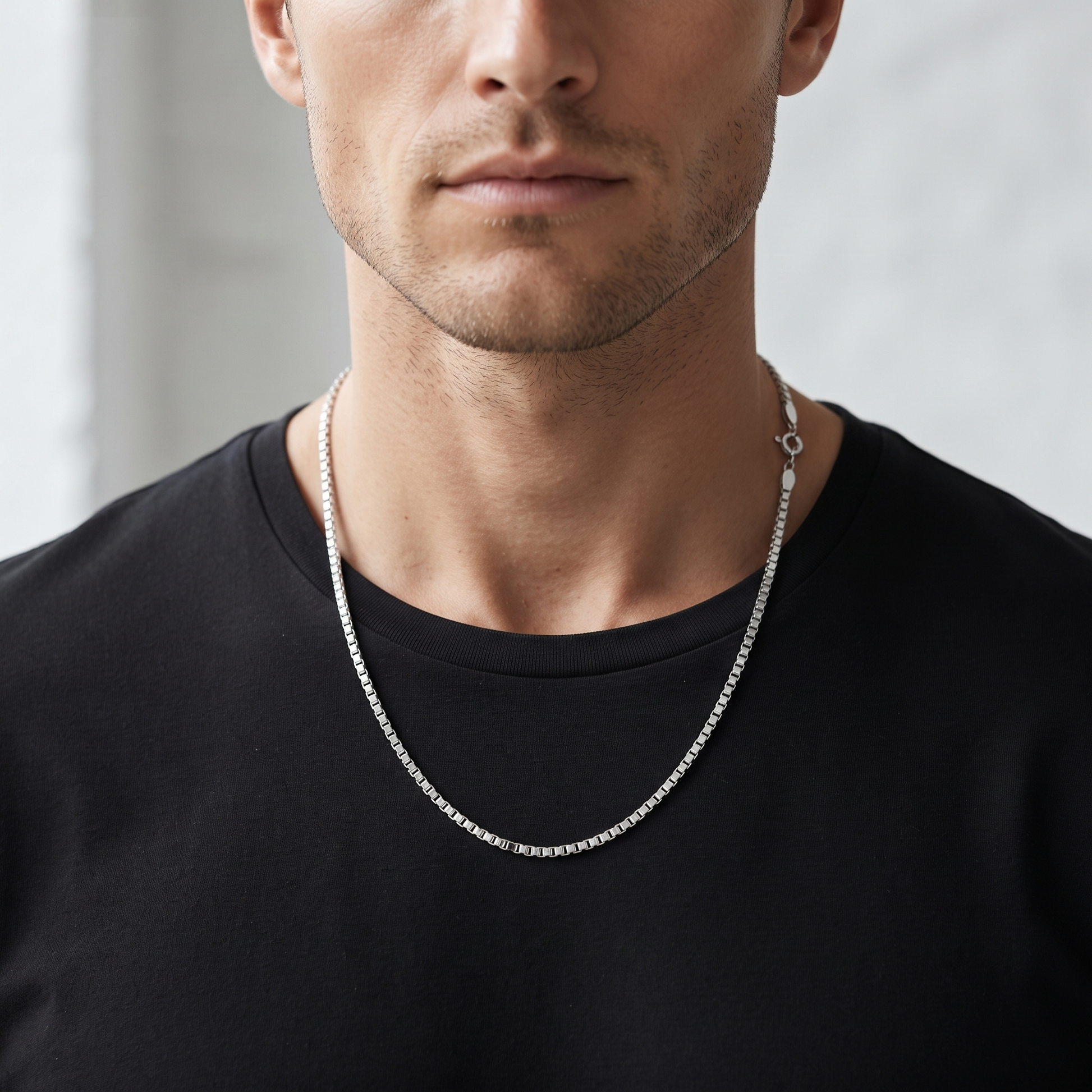 925 silver box link chain for women and men from Silvme, around 9.6 g on the scale