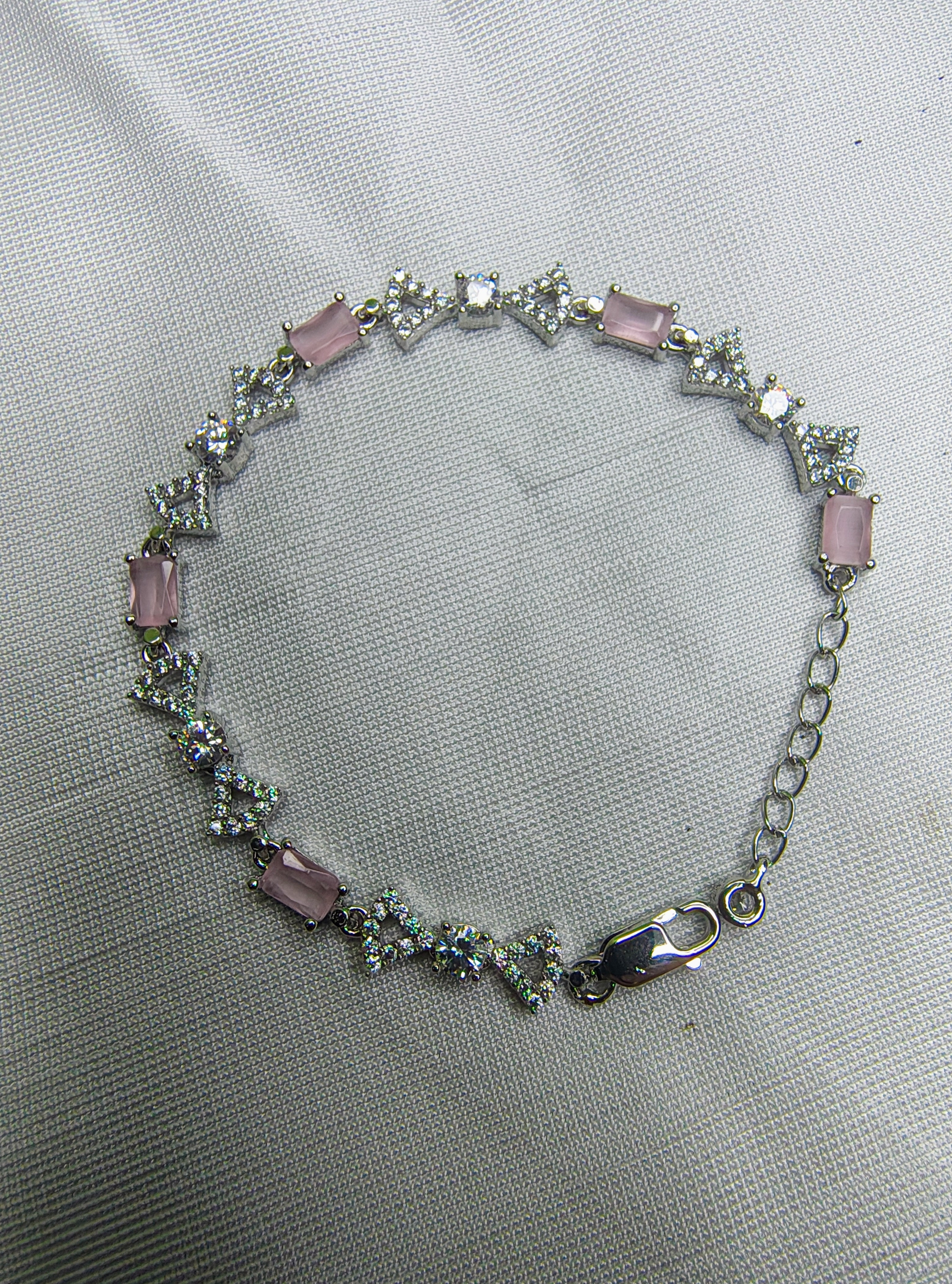 Four leaf clover 925 silver bracelet lifestyle