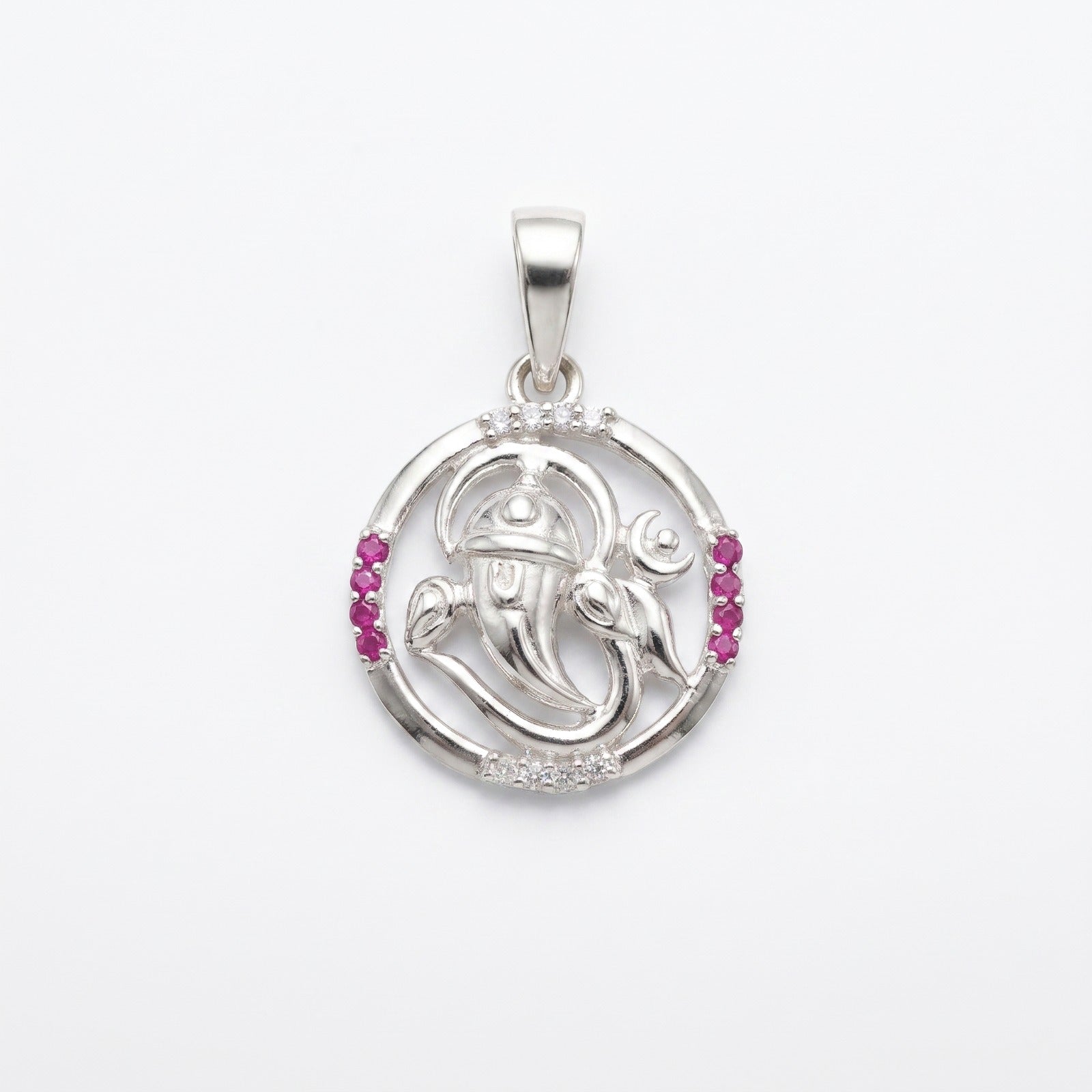 Silvme Pendant Necklace Lucky Charm Gift, crafted in 925 sterling silver for women, refined silver accessory