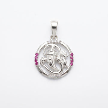 Silvme Pendant Necklace Lucky Charm Gift, crafted in 925 sterling silver for women, refined silver accessory
