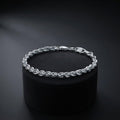 Link pattern and surface detail across the twisted rope chain bracelet by Silvme