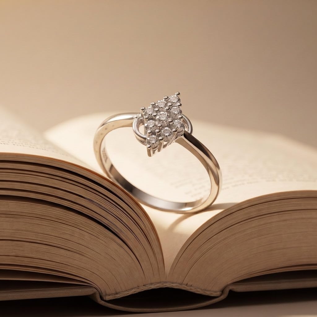 Silvme Navette Leaf Cluster 925 sterling silver ring for women set with cubic zirconia — close-up detail