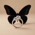 Silvme Intertwined Double Heart 925 sterling silver ring for women set with cubic zirconia — close-up detail