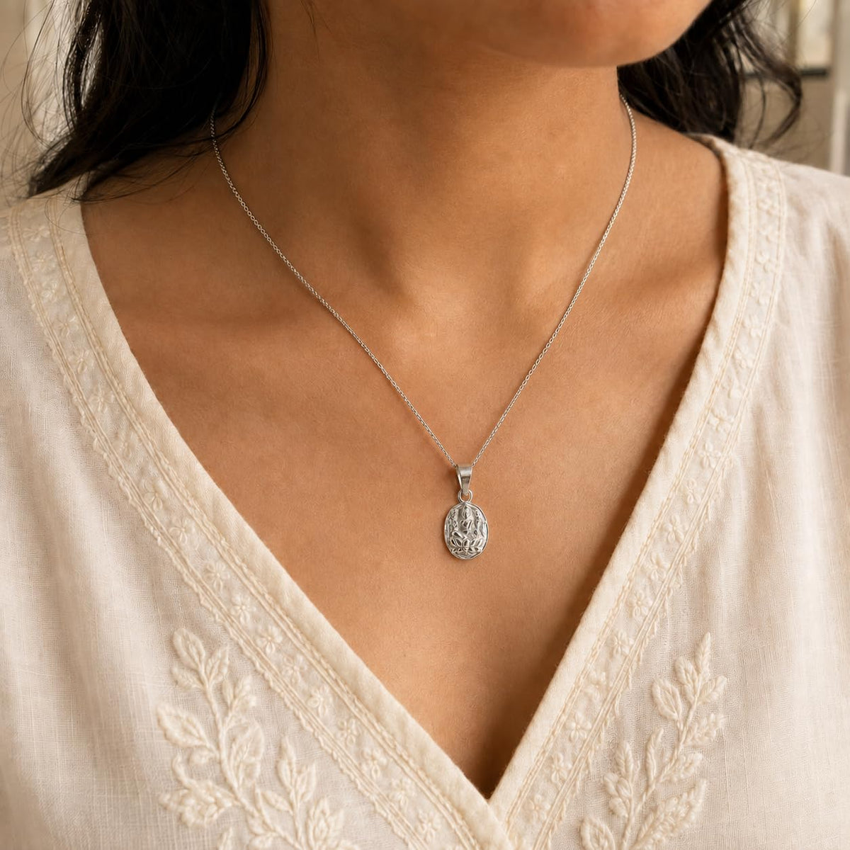 Silvme Vintage Pendant Necklace Indian Traditional showcasing its vintage pendant design in 925 silver