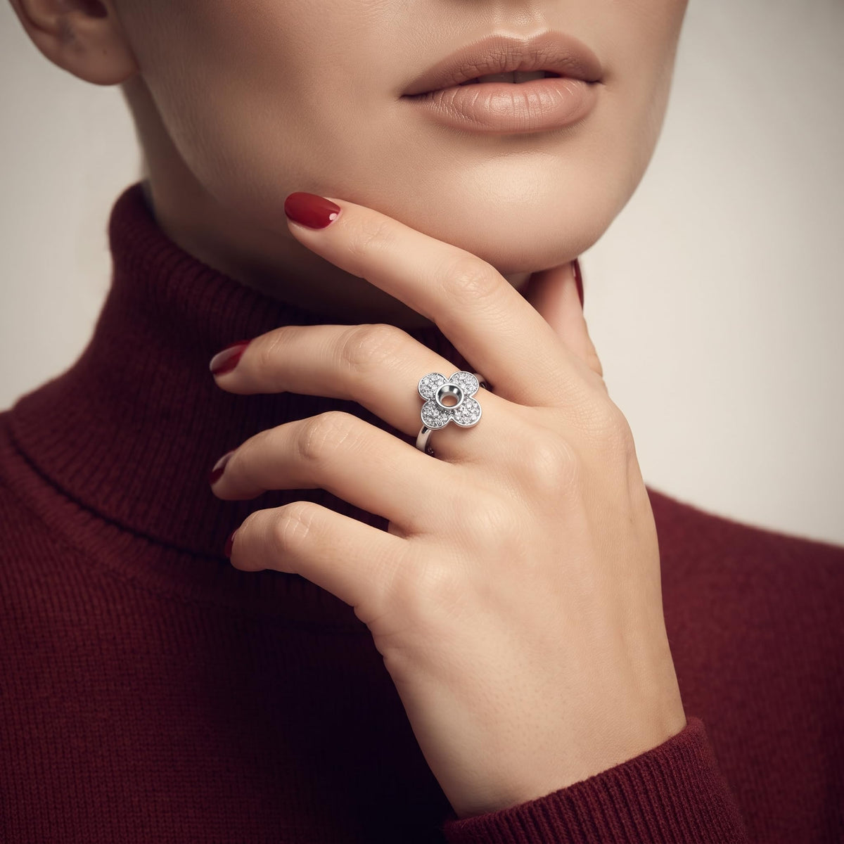 Silvme Four-Petal Pavé Flower 925 sterling silver ring for women set with cubic zirconia — studio detail shot