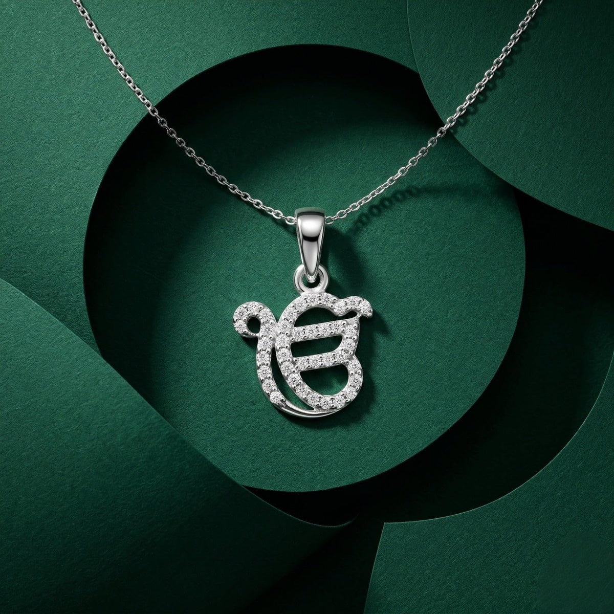 Pendant Necklace design detail on the Silvme Pendant Necklace Special Gift Mom, crafted in polished 925 sterling silver