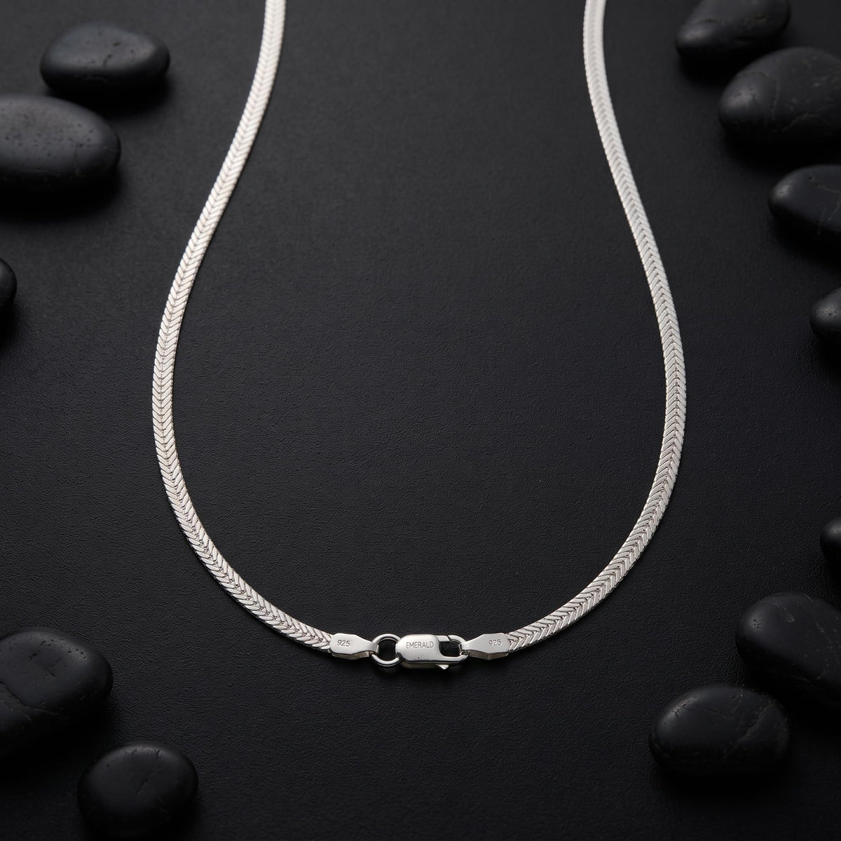 925 sterling silver chain by Silvme, weighing about 4.6 g, clasp included, sterling silver throughout
