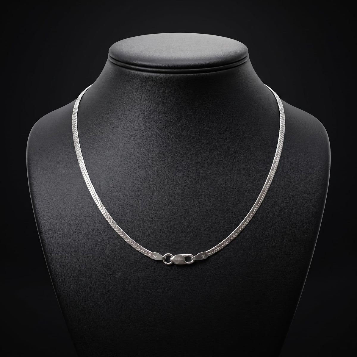 925 silver chain for women and men from Silvme, around 4.6 g on the scale, sterling silver throughout