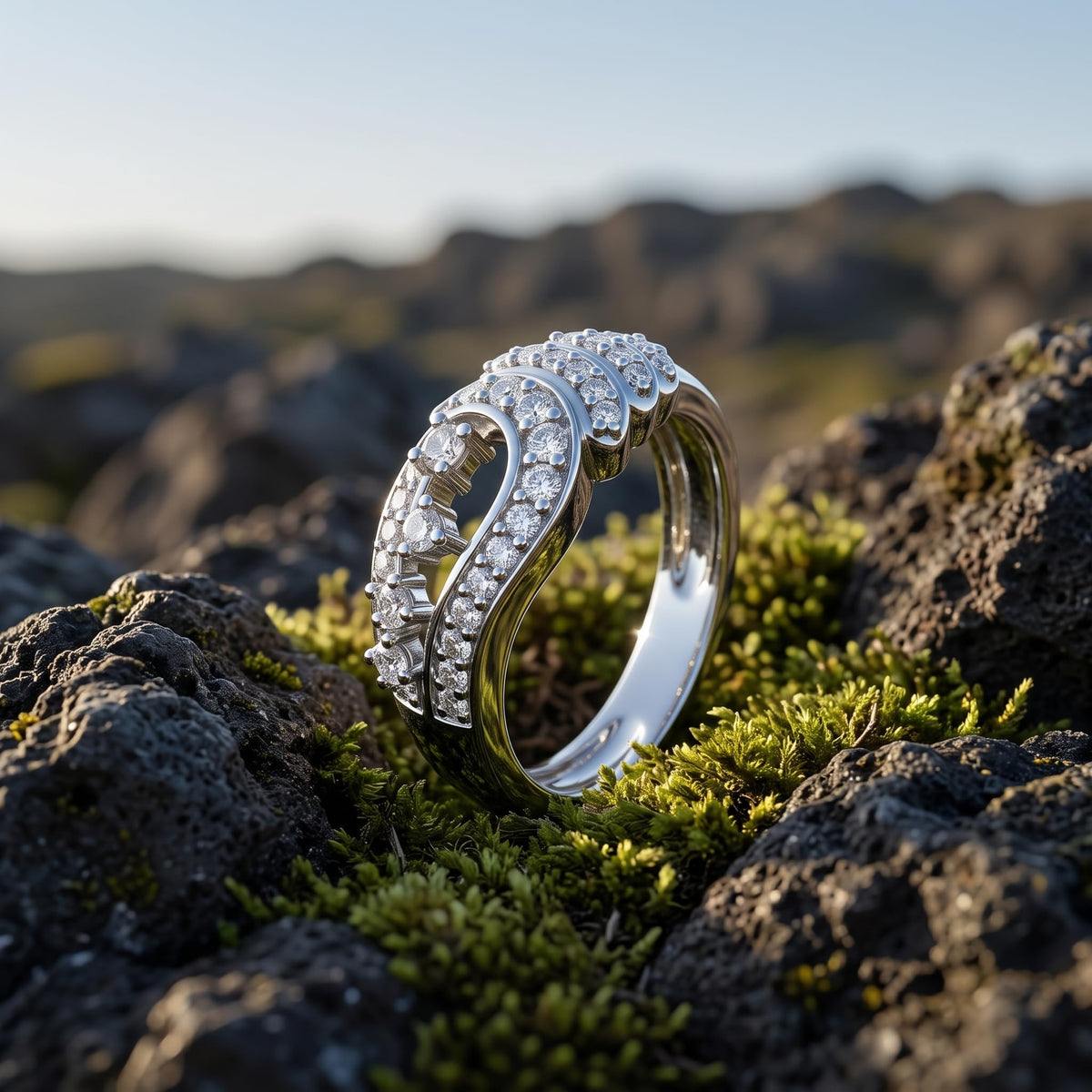 Silvme Pavé Feather Plume 925 sterling silver ring for women set with cubic zirconia — close-up detail