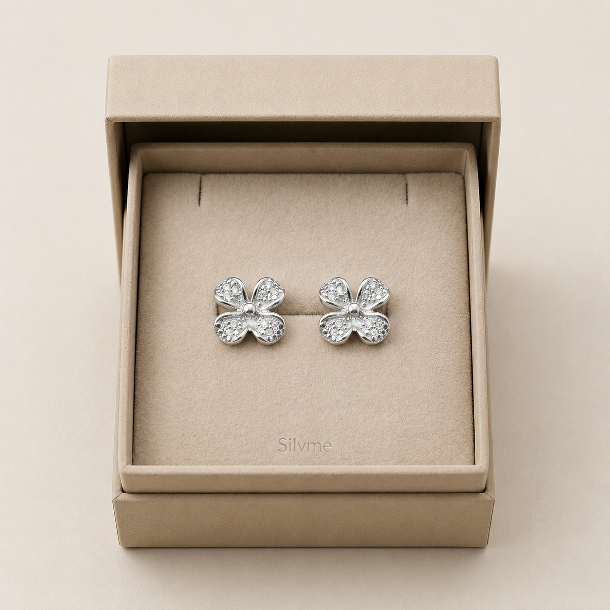 Four-Petal Clover Stud Earrings, close-up detail