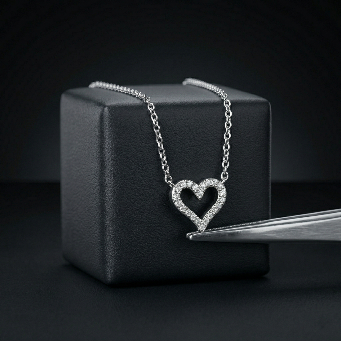 925 Sterling Silver Sparkling Open Heart Pendant Necklace
