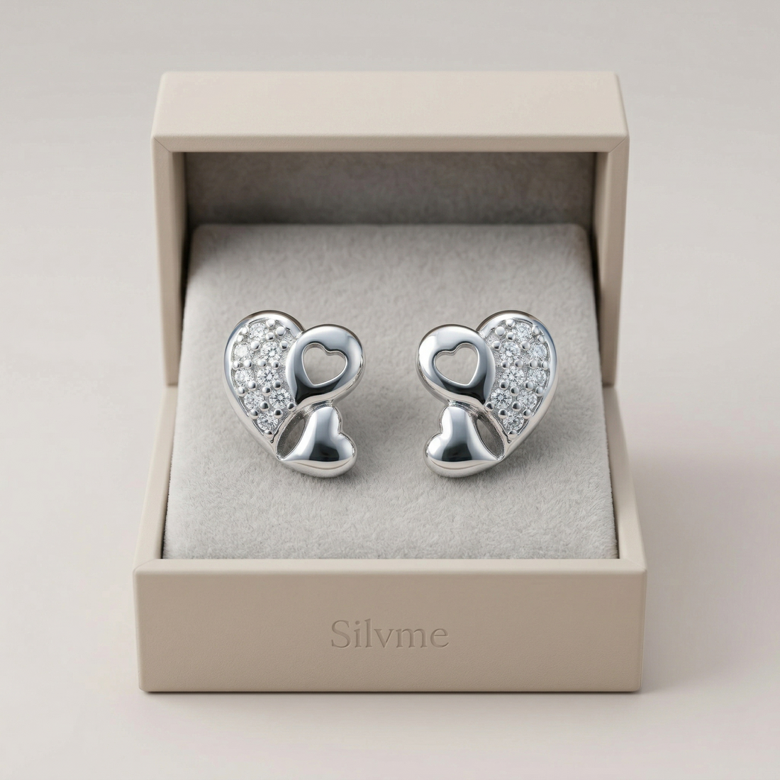 925 sterling silver Double Heart Earring by Silvme, an elegant accessory for her, ideal for everyday styling