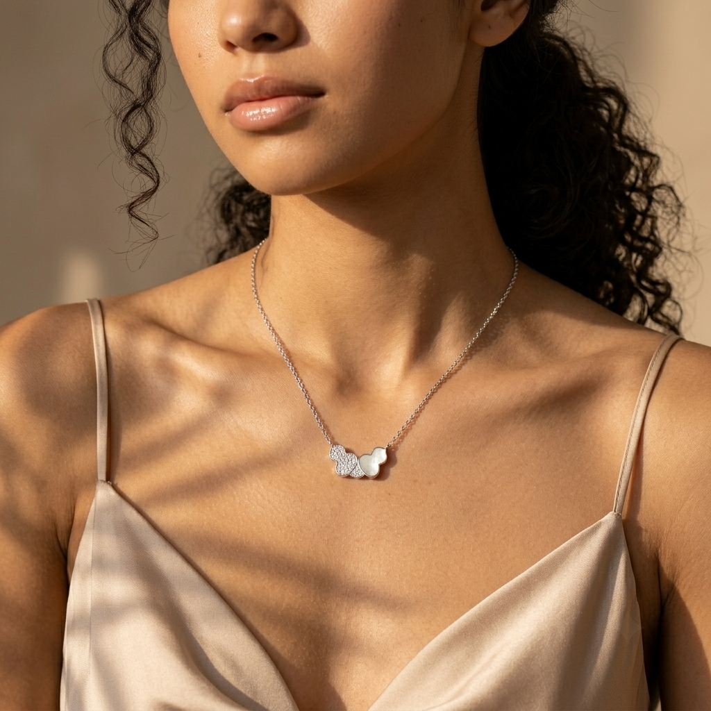 Smooth polished silver surface of the Silvme Teardrop Pendant Necklace, premium 925 sterling silver