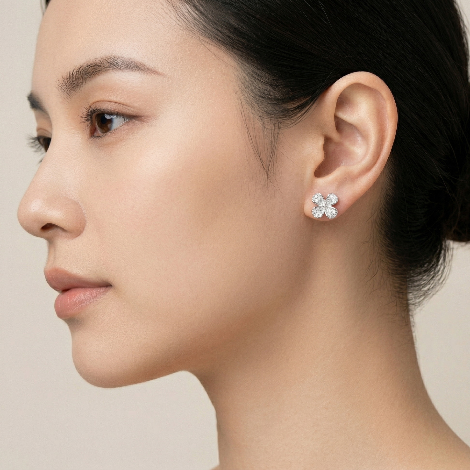 Four-Petal Clover Stud Earrings, additional product view 5