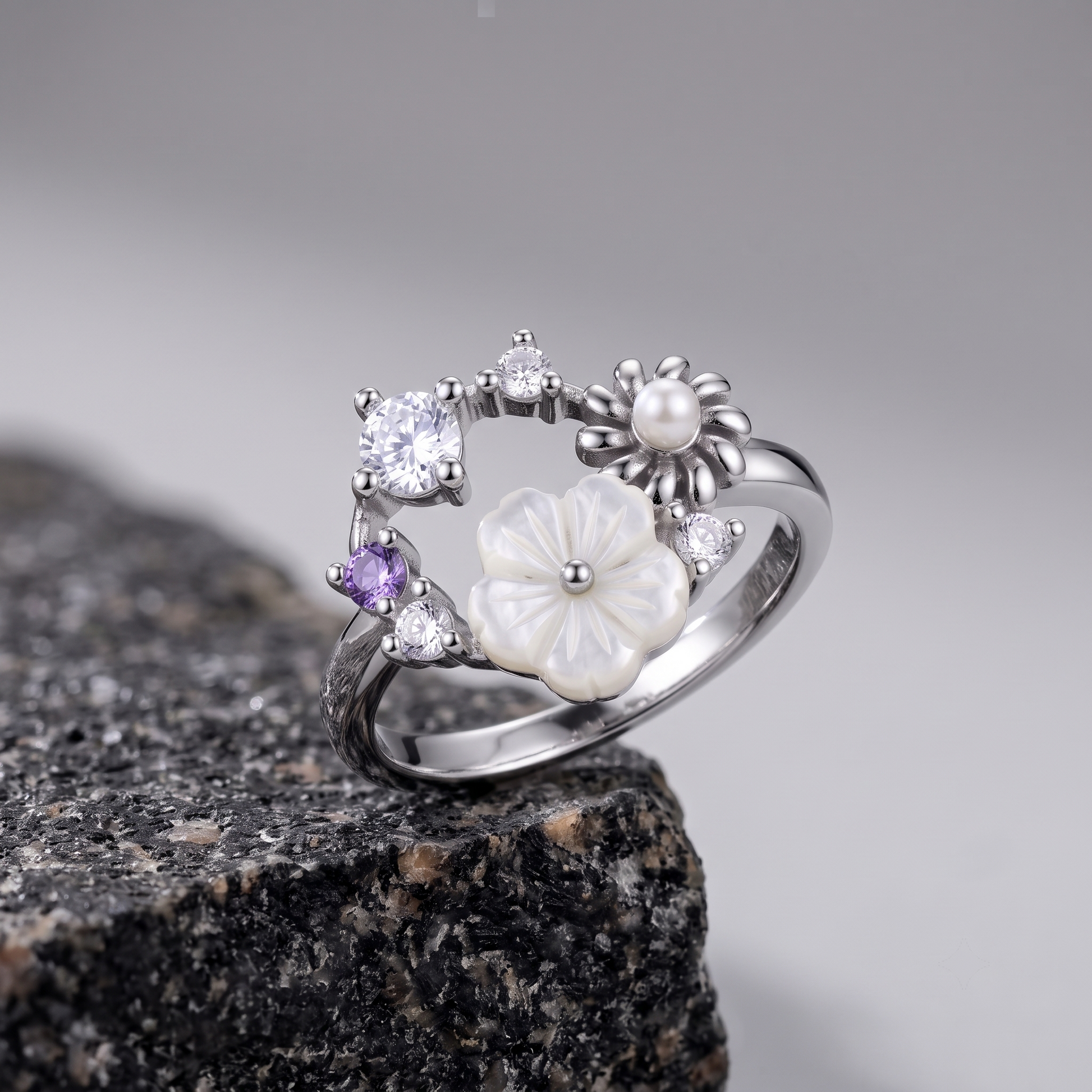 Silvme Pearlescent Garden Wreath 925 sterling silver ring for women with a pearl-effect accent — macro close-up