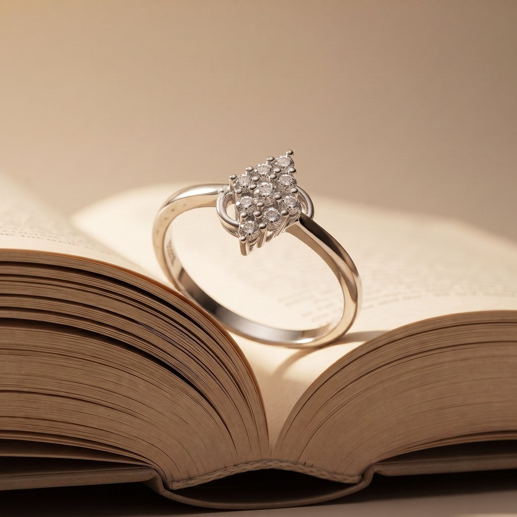 Silvme Navette Leaf Cluster 925 sterling silver ring for women set with cubic zirconia — close-up detail