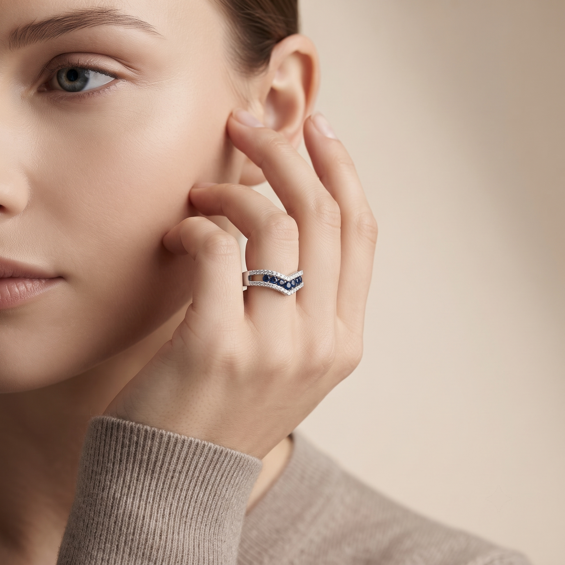 Silvme Blue Chevron Crown 925 sterling silver ring for women set with cubic zirconia — top view